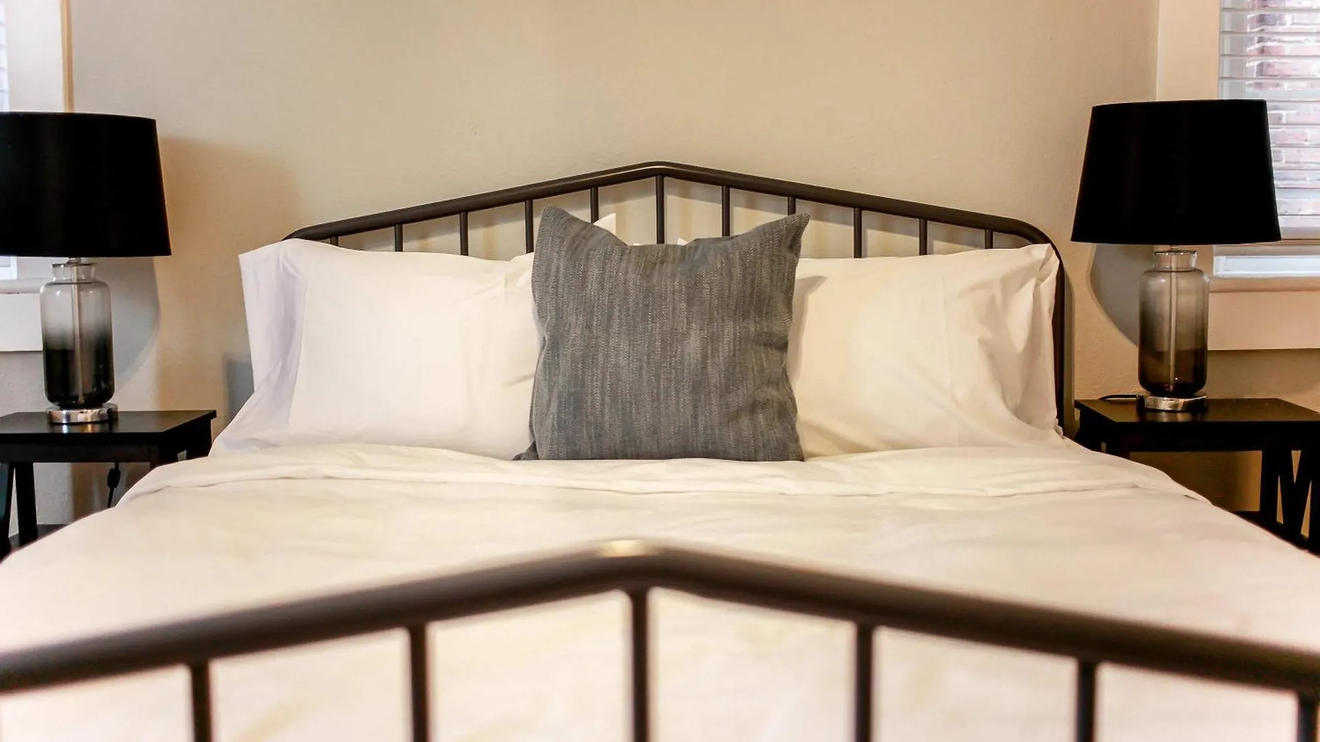 Sojourn At Colley Manor Unit 2 Apartment Norfolk