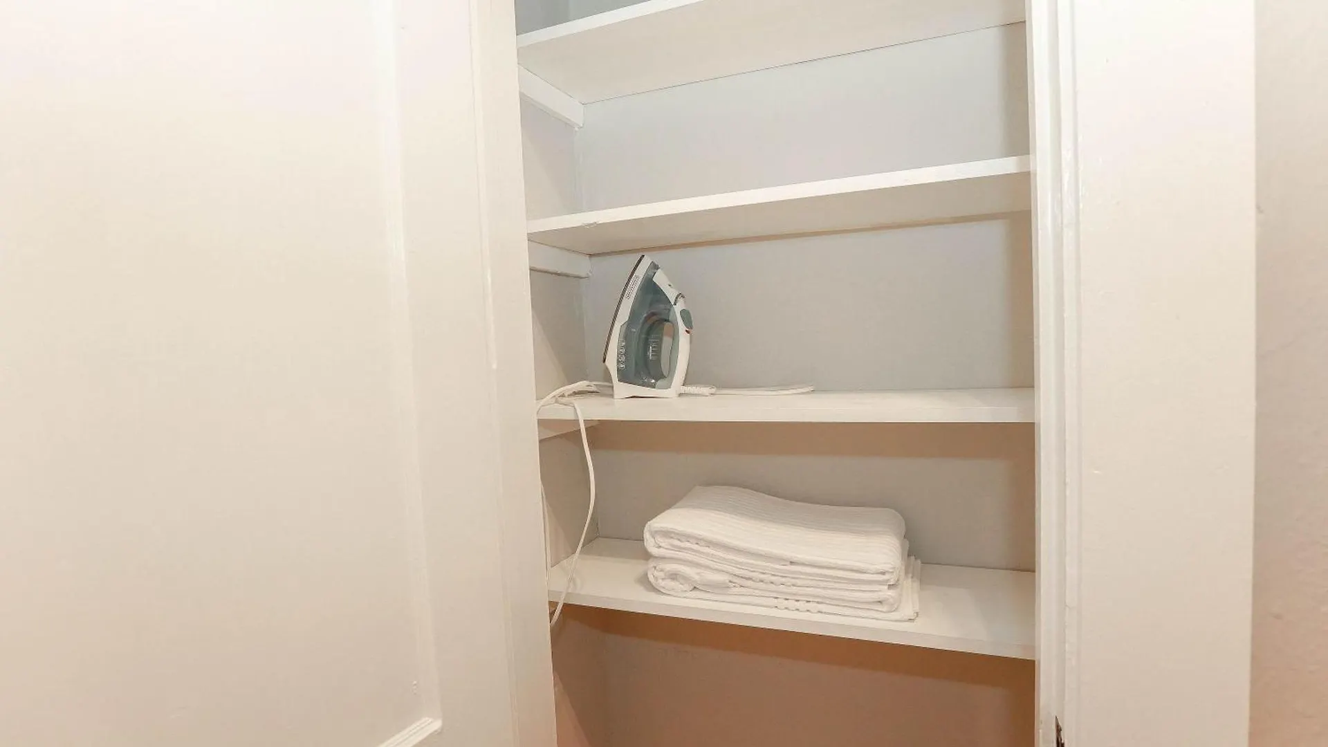 Sojourn At Colley Manor Unit 2 Appartement Norfolk Verenigde Staten